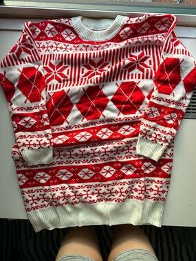 Red & White Fair Isle Knit Sweater - Unbranded